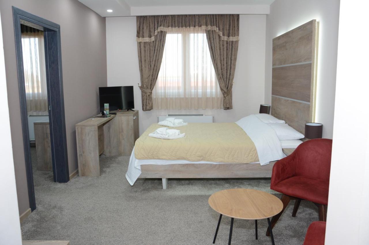 Hotel Intergaj Bijeljina Extérieur photo